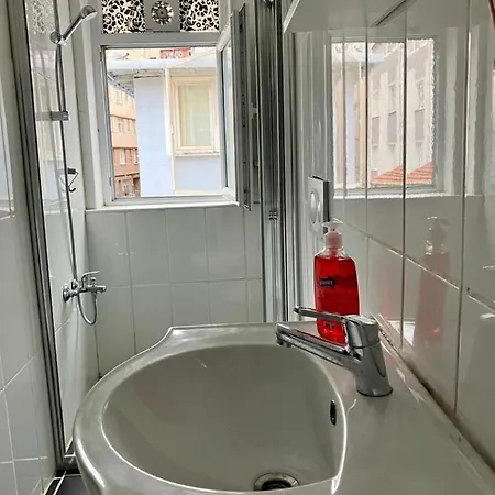 Daire Yellow House *