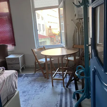 Daire Yellow House *