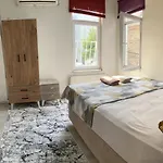 Yellow House * 이스탄불
