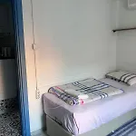 Yellow House 아파트 *