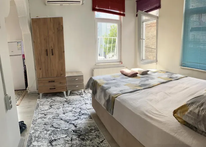 Yellow House * Istambul